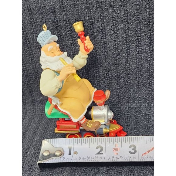2000 Hallmark Keepsake Toymaker Sandta Christmas Ornament - Picture 6 of 8